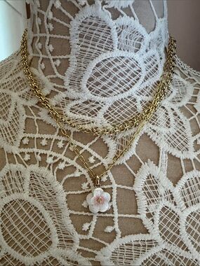 Kendra Scott Gold Layered Necklace with White Flower Charm